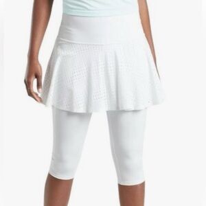 Athleta NWT A-Gane 2 In 1 Crop - White